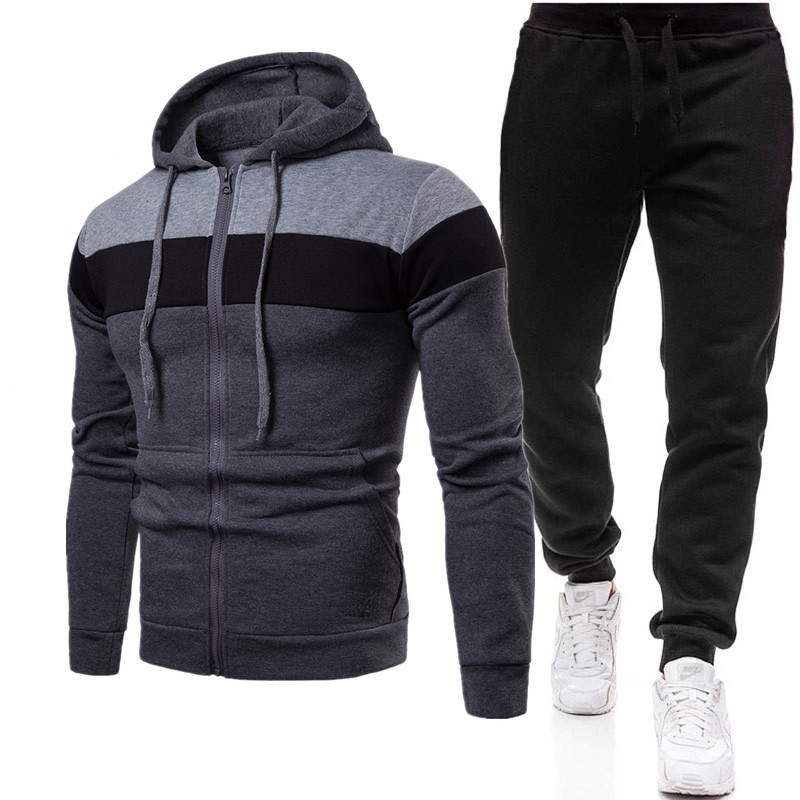 Completo Sportivo da Uomo con  - Joggers Pants recensione e prezzo